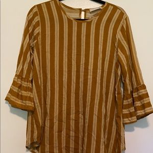 Betsey’s Boutique Shop blouse